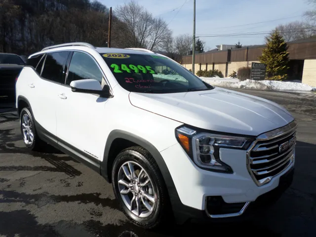 2022 GMC Terrain - Image 1