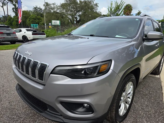 2019 Jeep Cherokee Latitude photo 9