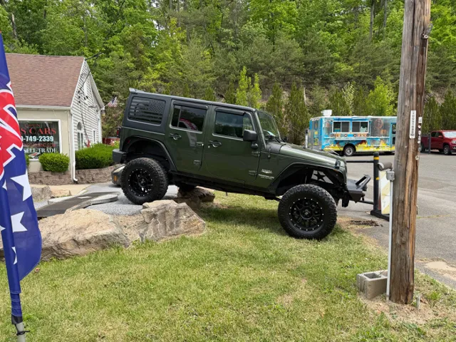 2007 Jeep Wrangler Unlimited Sahara - Photo 11