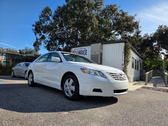 2008 Toyota Camry LE's photo