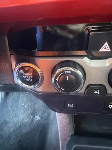 2017 Toyota Tacoma TRD Off Road - Photo 13
