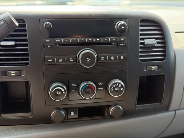 2011 Chevrolet Silverado 1500 LS photo 10
