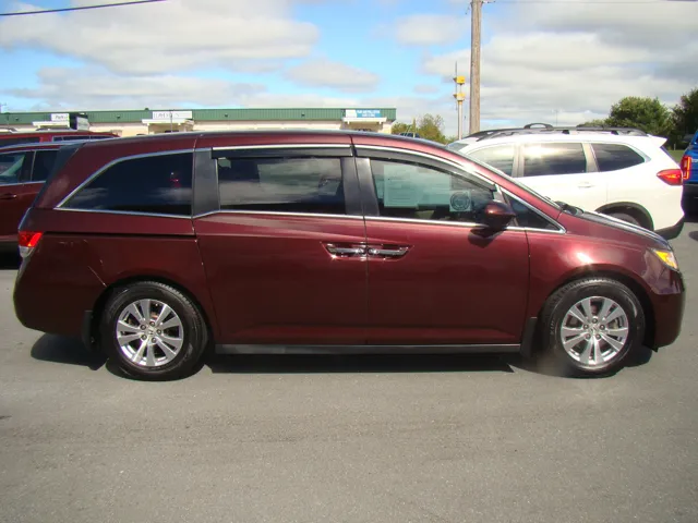 2015 Honda Odyssey EX-L's photo