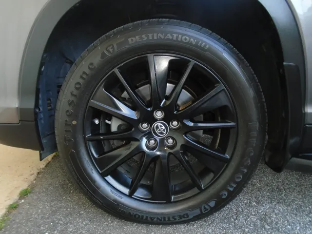 2019 Toyota Highlander SE - Photo 30