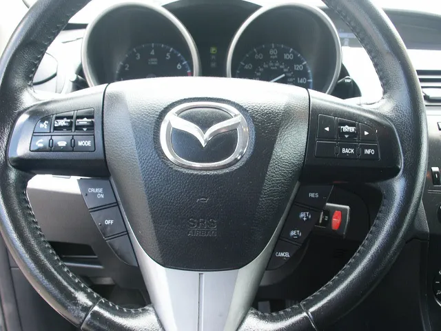 2012 Mazda MAZDA3 i Touring - Photo 9