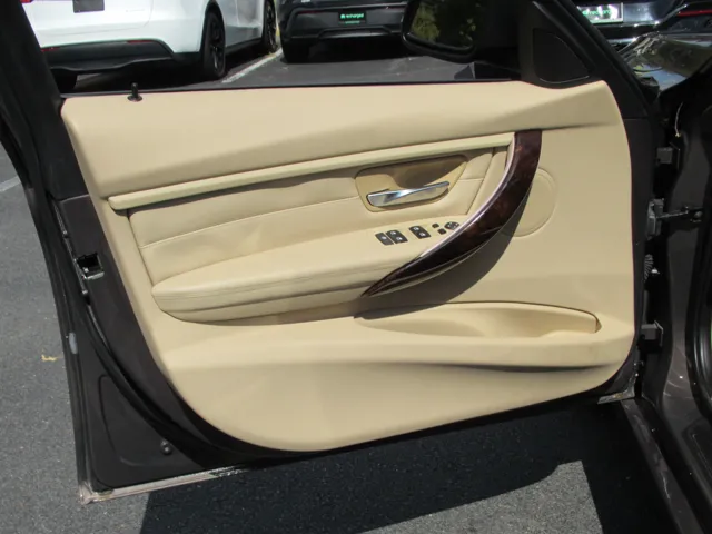 2013 BMW 3 Series 328i - Photo 25