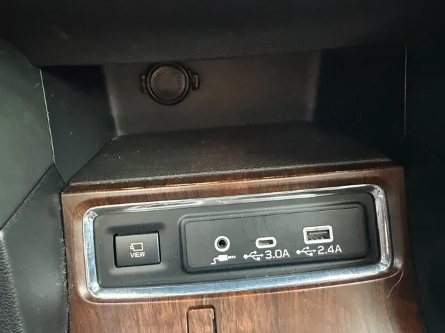 2024 Subaru Ascent Touring - Photo 17