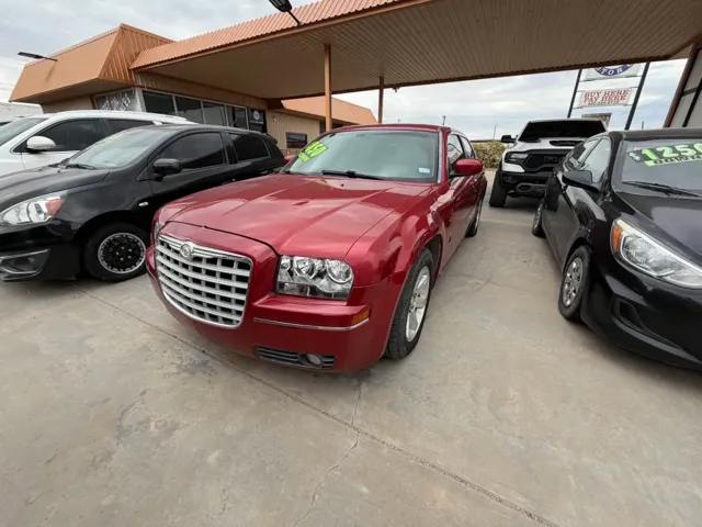 2007 Chrysler 300's photo
