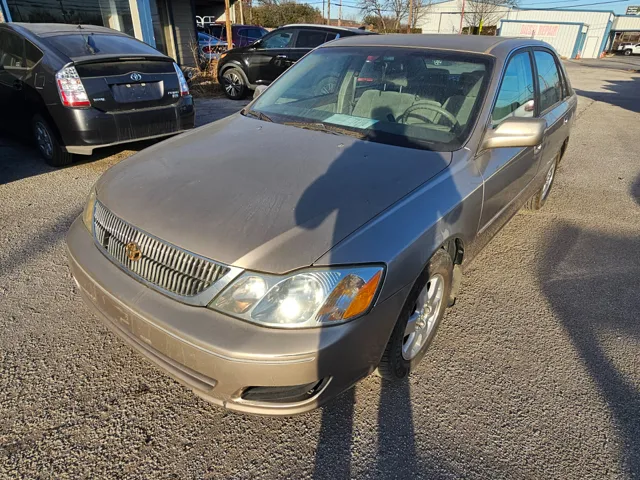 2002 Toyota Avalon XL