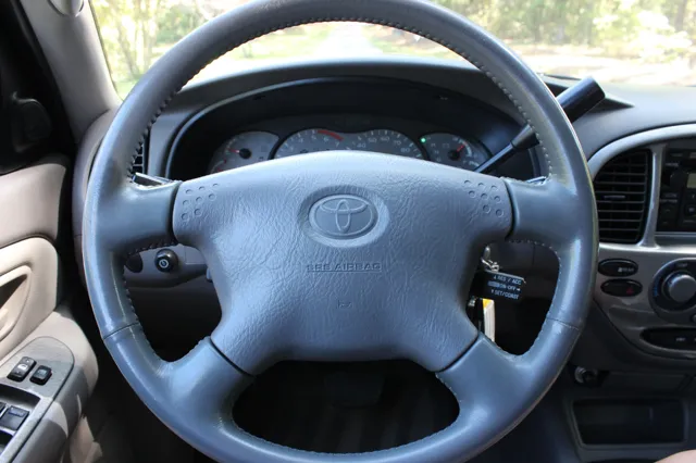 2001 Toyota Sequoia Limited - Photo 33