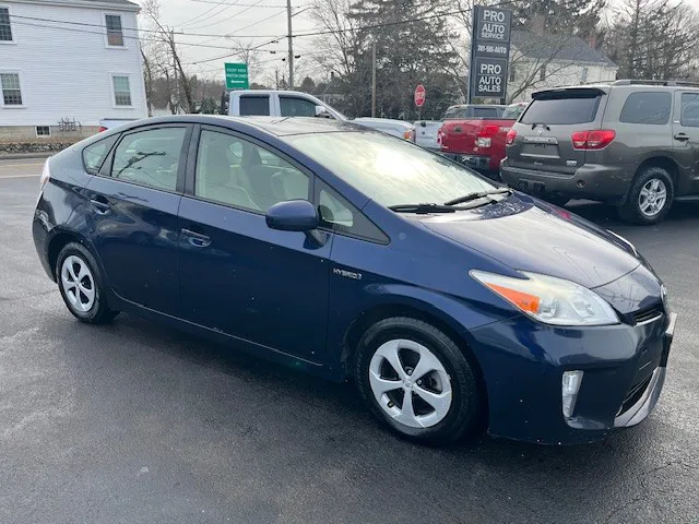 2014 Toyota Prius Two