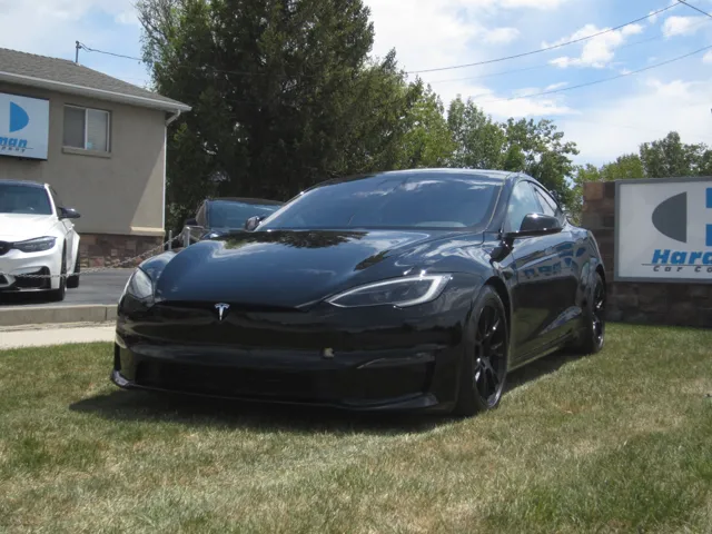2022 Tesla Model S Plaid's photo