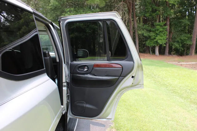 2008 GMC Envoy Denali - Photo 16