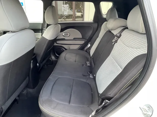 2016 Kia Soul Exclaim photo 12