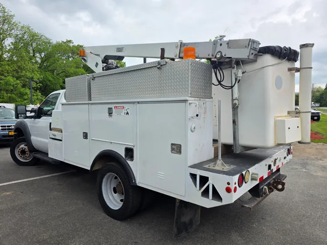 2013 Ford F-450 Super Duty Chassis Cab XL's photo
