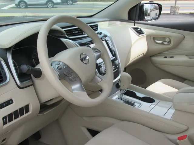2015 Nissan Murano S - Photo 23
