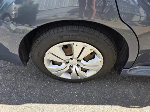 2013 Subaru Legacy 2.5i - Photo 36