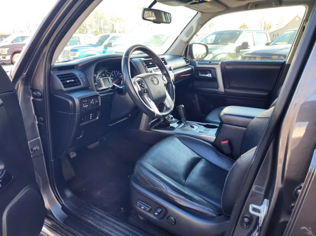 2014 Toyota 4Runner Limited - Photo 10