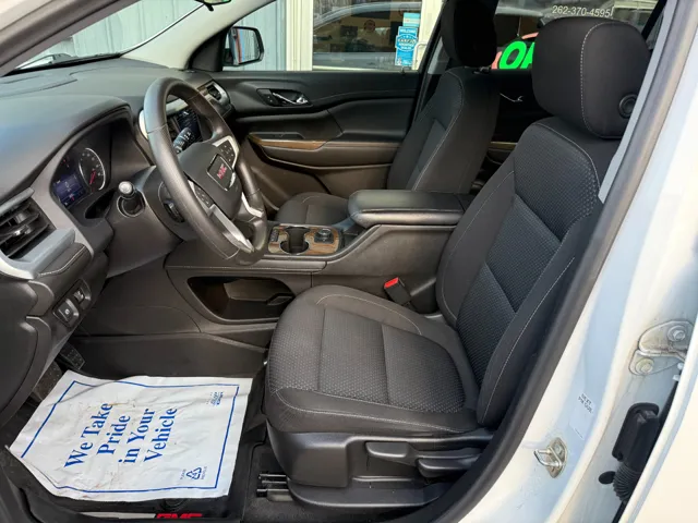 2023 GMC Acadia SLE - Photo 11