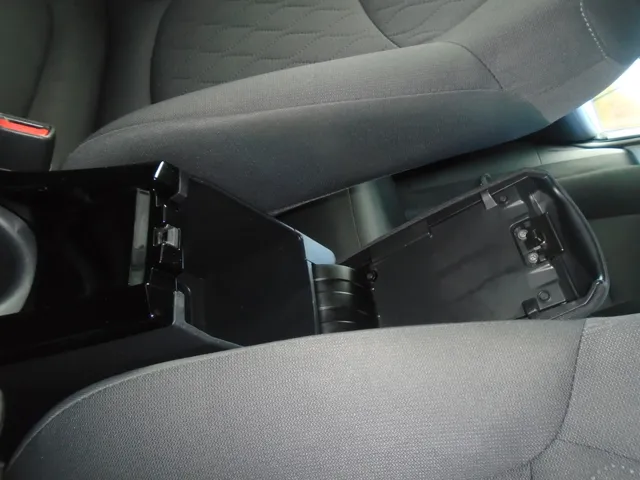 2021 Toyota Corolla LE - Photo 68