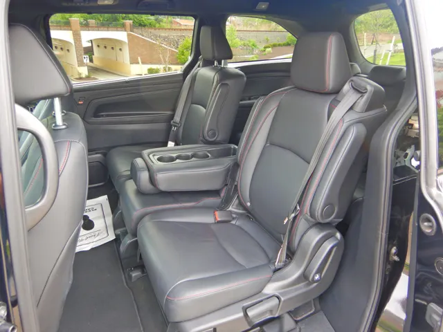 2025 Honda Odyssey Sport L - Photo 11