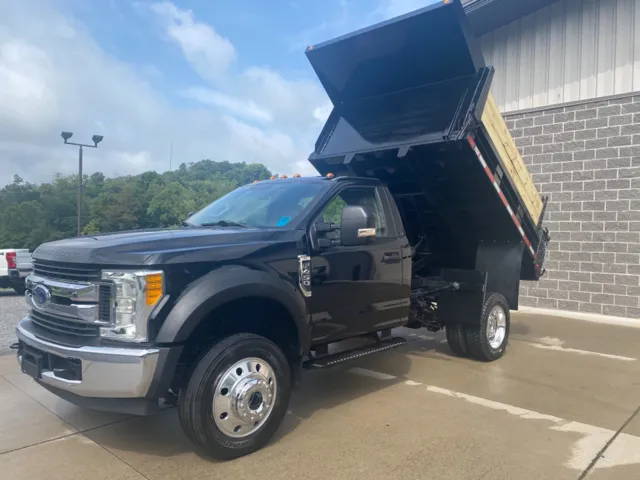 2018 Ford F-450 Super Duty Chassis Cab XL - Photo 12