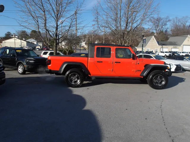 2020 Jeep Gladiator Sport's photo