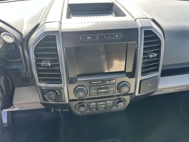 2019 Ford F-150 XLT - Photo 8