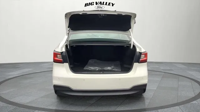 2020 Subaru Legacy Limited - Photo 16