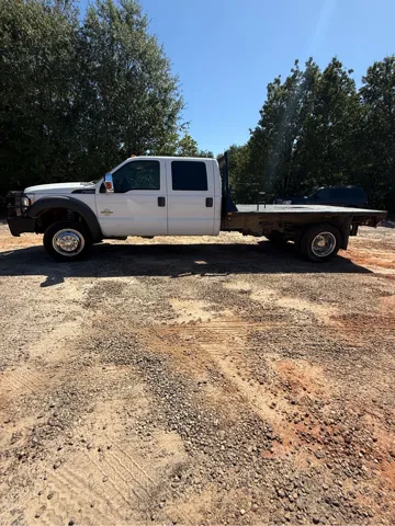 2012 Ford F-450 Super Duty Chassis Cab Lariat