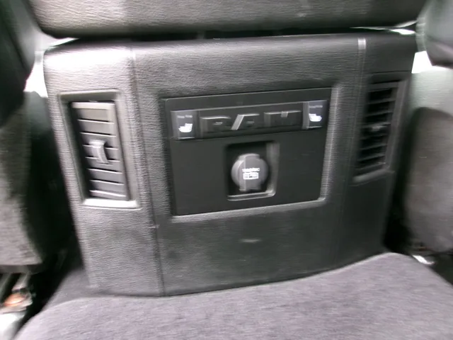 2019 RAM Ram 1500 Classic Laramie - Photo 14