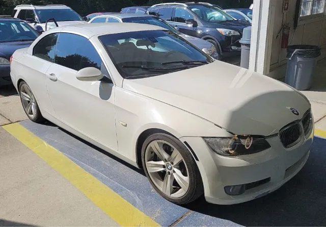 2009 BMW 3 Series 335i's photo