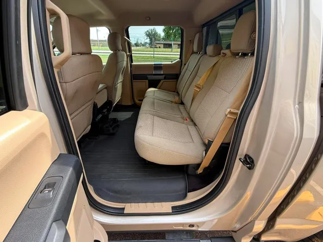 2017 Ford F-150 XLT - Photo 19