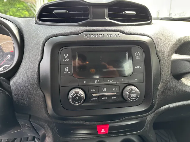 2016 Jeep Renegade Sport - Photo 20
