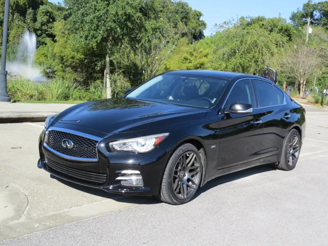 2016 INFINITI Q50 Premium