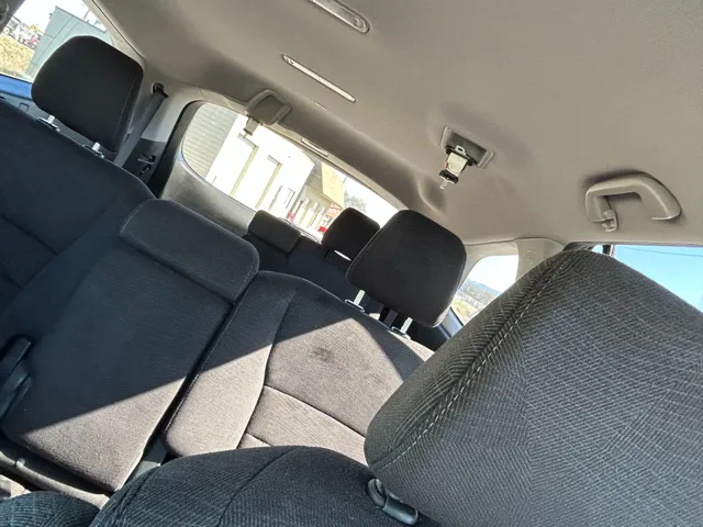 2017 Honda Pilot LX - Photo 6