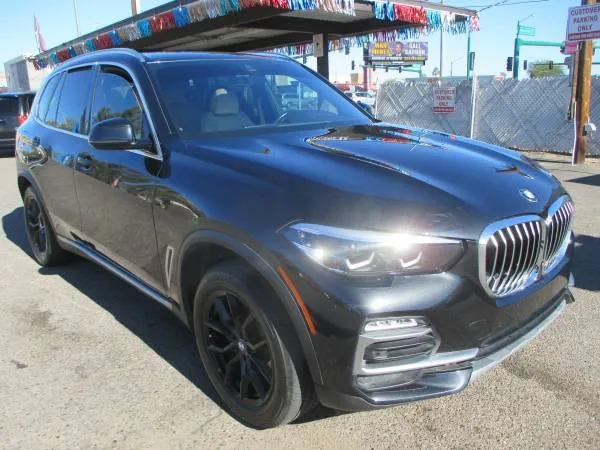 2020 BMW X5 40i's photo