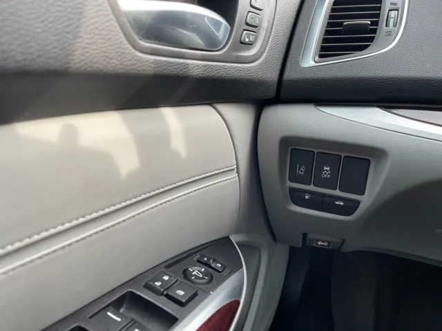 2015 Acura TLX Technology Package - Photo 18