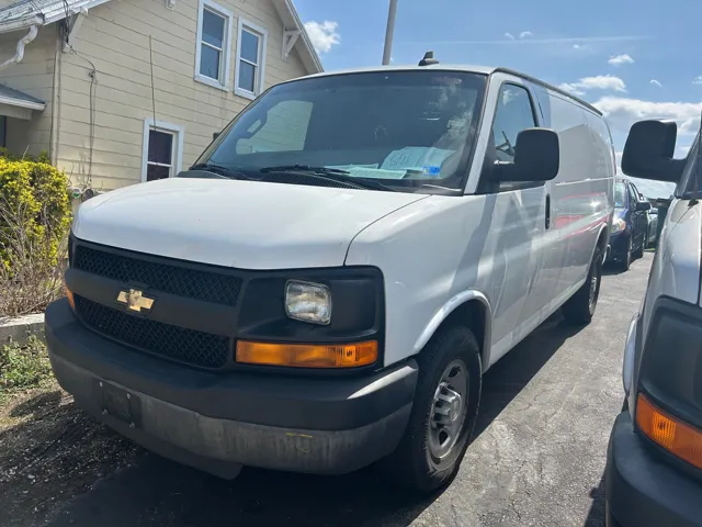 2016 Chevrolet Express 2500 Work Van HD's photo