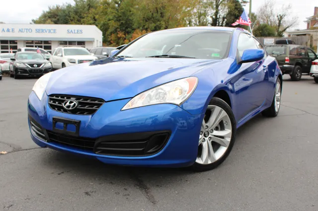2010 Hyundai Genesis Coupe's photo