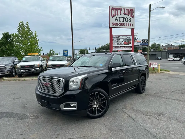 2017 GMC Yukon Denali AWD's photo