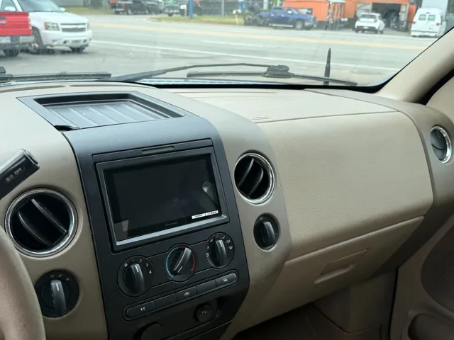 2005 Ford F-150 XLT - Photo 7