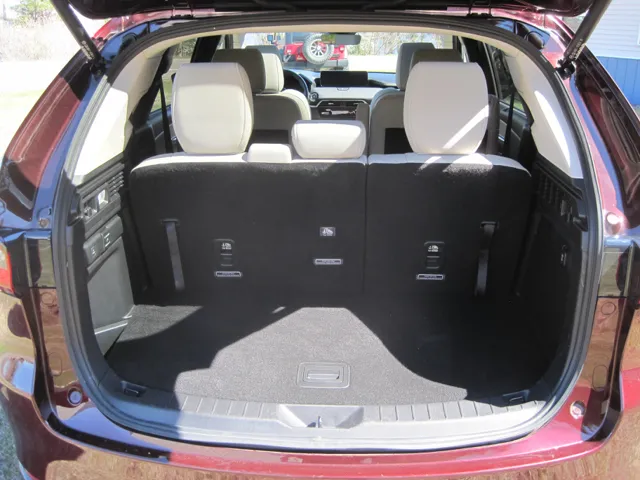 2024 Mazda CX-90 Premium Package - Photo 9
