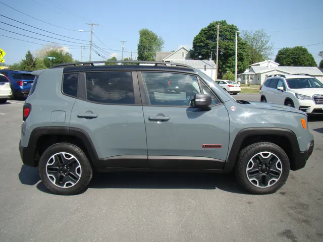 2016 Jeep Renegade Trailhawk 4x4's photo