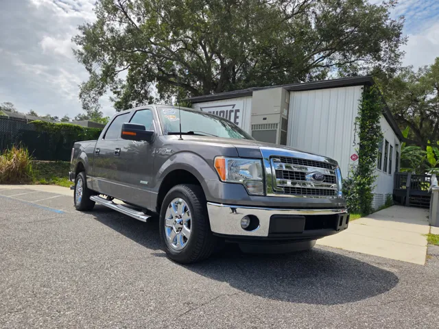 2013 Ford F-150 XL SuperCrew 145-in's photo