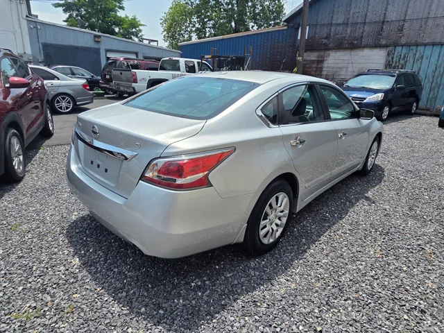2015 Nissan Altima S - Photo 10