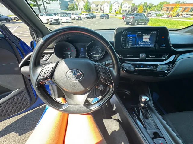 2018 Toyota C-HR XLE Premium - Photo 13