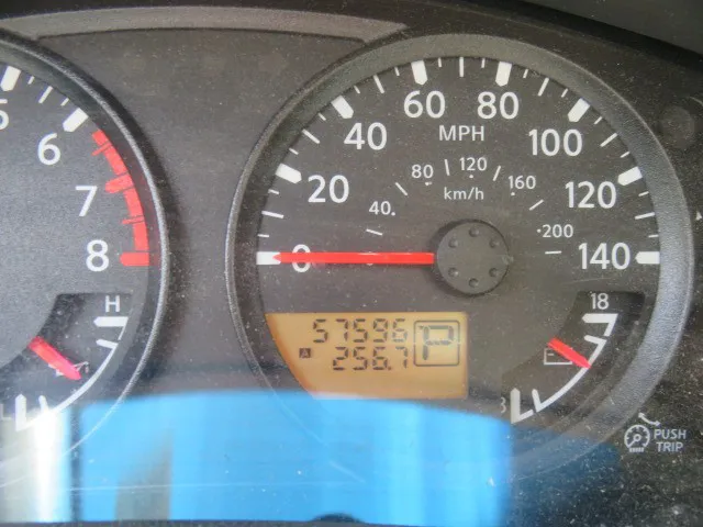 2008 Nissan Frontier SE King Cab photo 12