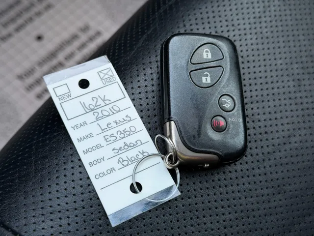 2010 Lexus ES 350 - Photo 26