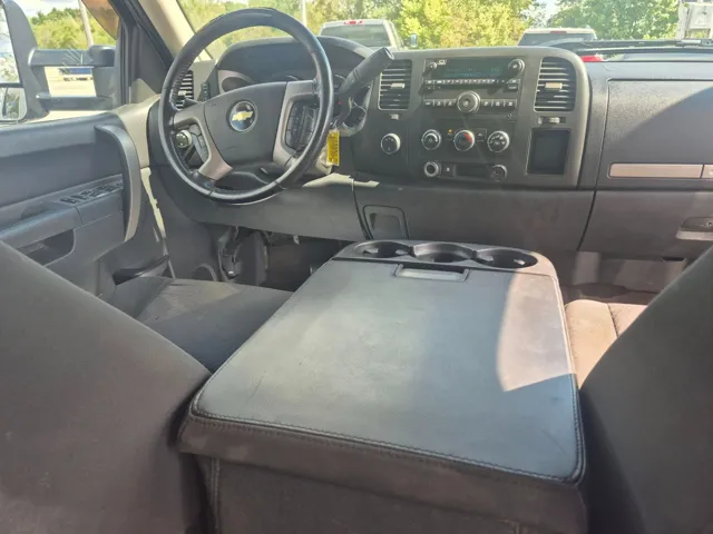 2010 Chevrolet Silverado 2500HD photo 10
